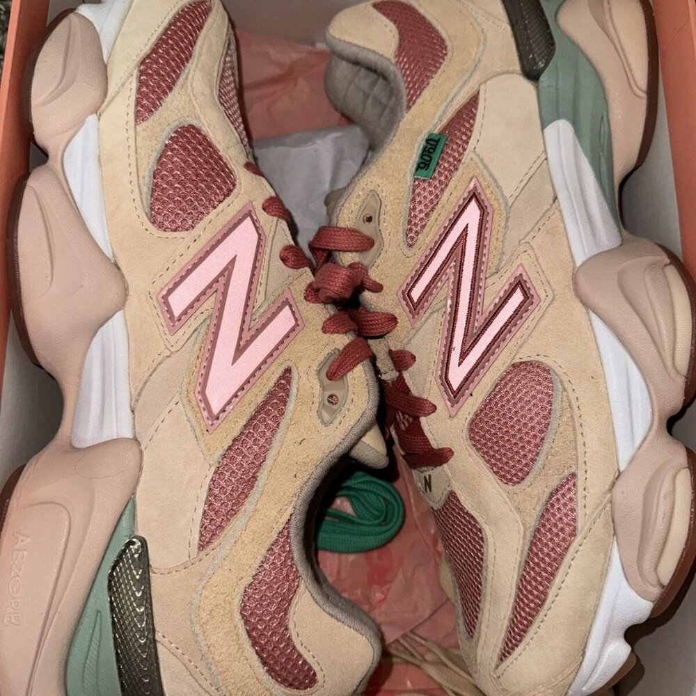 New Balance 9060 Joe Freshgoods Penny Cookie Pink Men Size 10